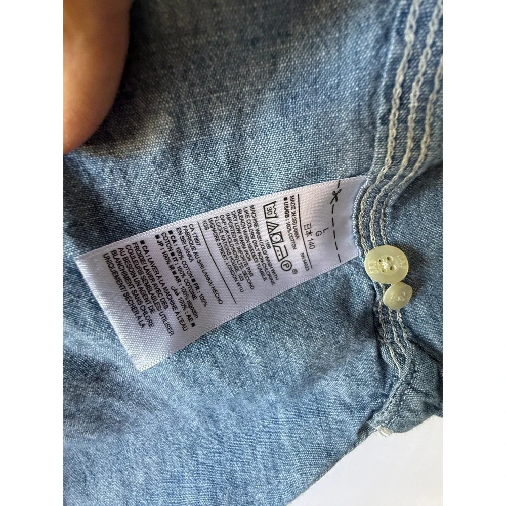 GapKids Girls Blue Chambray Button Down Long Sleeve Roll Tab Shirt‎ Size L 10-11